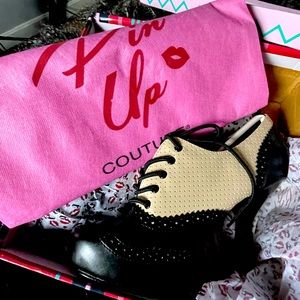 Pin up couture pleaser heels*BNIB